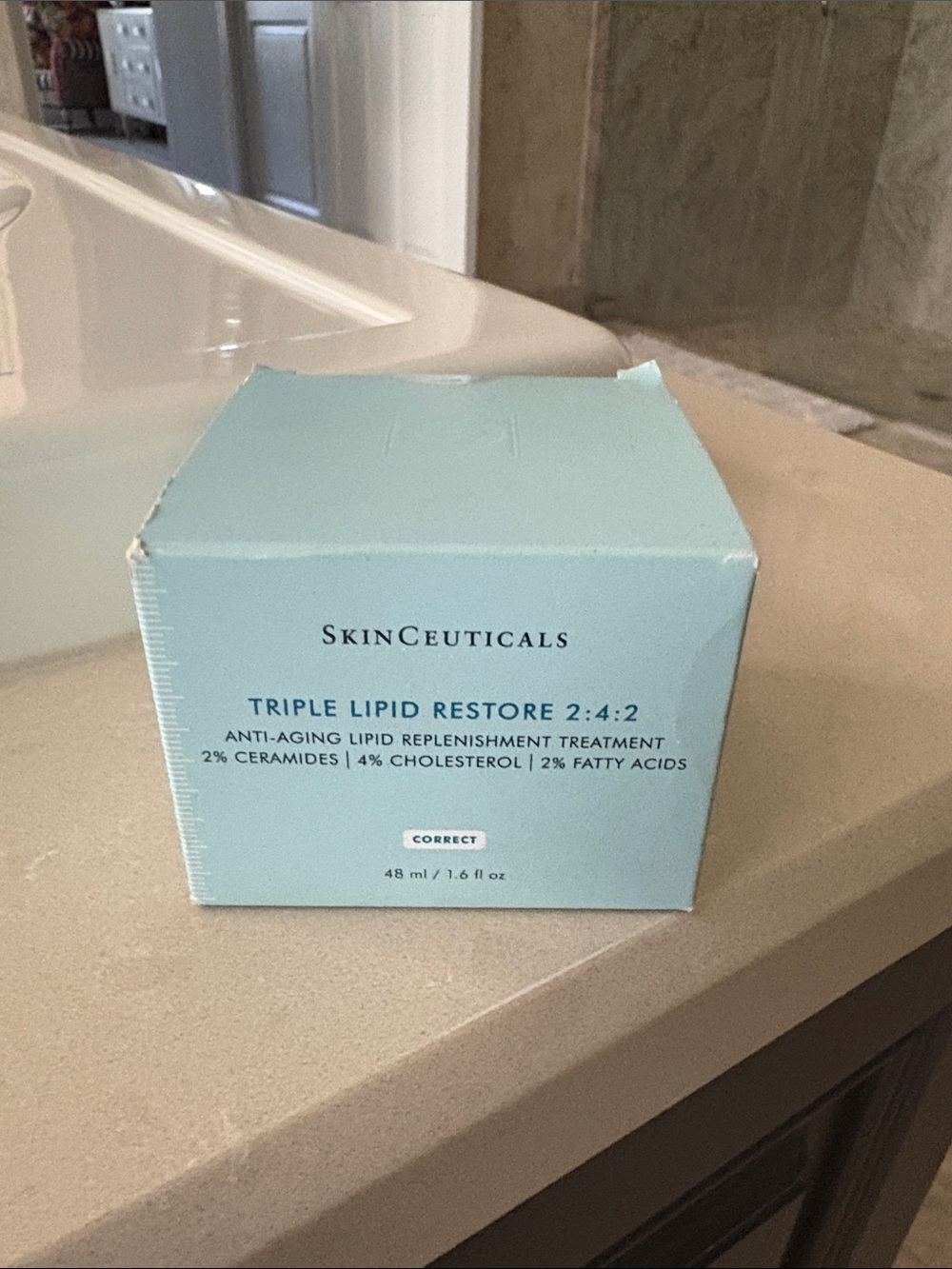 SkinCeuticals Triple Lipid Restore - Light Blue Box